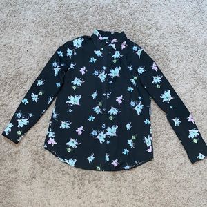 Banana Republic long sleeve floral pattern button up work shirt